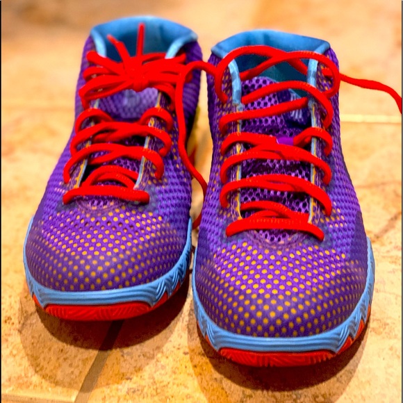 Nike Kyrie 1 Saturdays GS Purple Blue Yellow Red - Picture 2 of 6